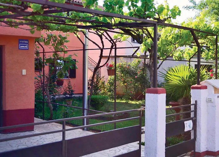 Appartement In Valbandon